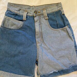 Rare Vintage CRAYON Two Tone denim high waisted shorts size 9/10